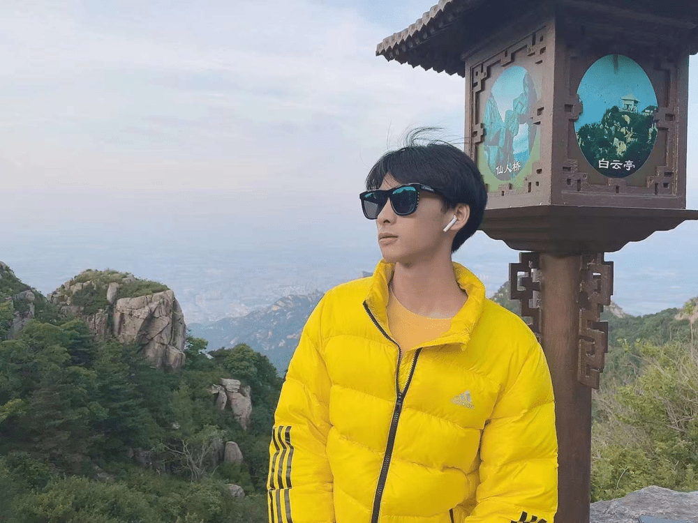 青島科技學院小戚 Private Collection-MANIMG