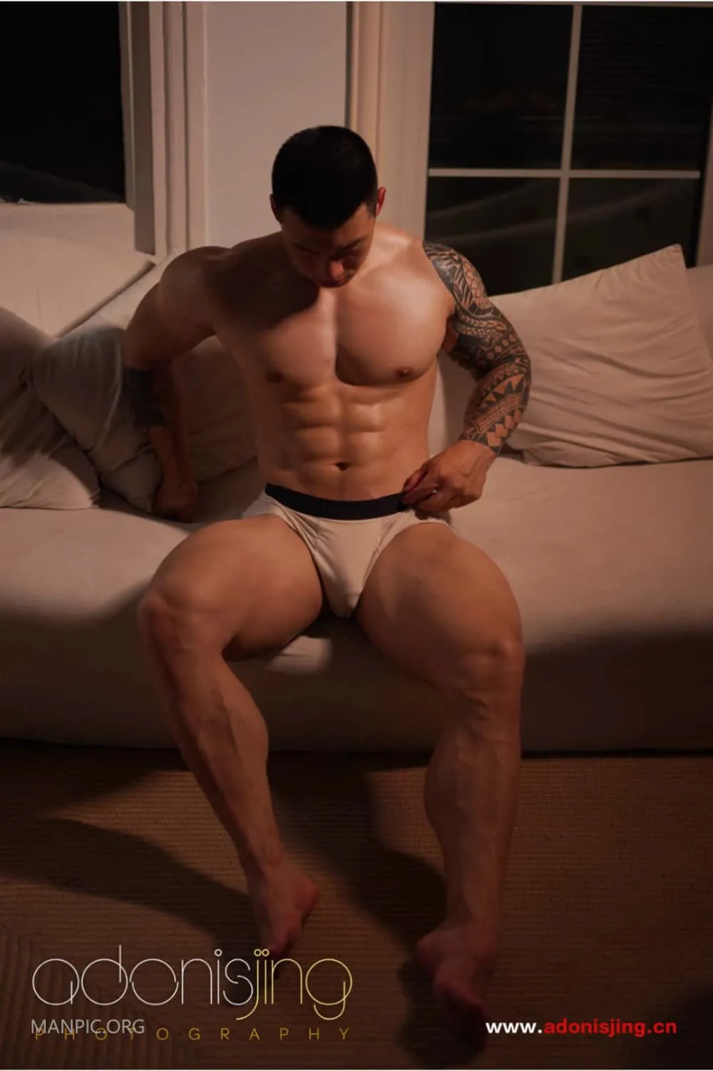 ADONISJING 劉京 UNIQUE 5 Vol.03 花臂直男首度大尺度寫真[Photo 18+]-MANIMG