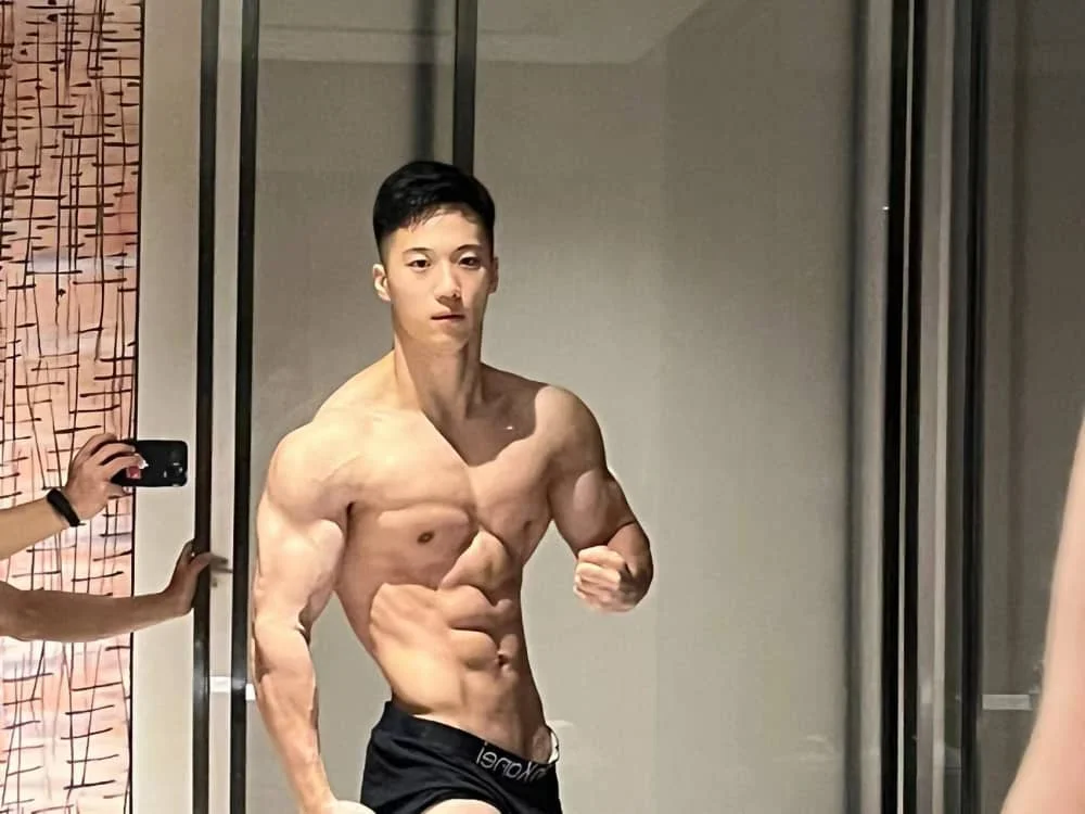 武漢體育學院 韓郅鵬 Private Collection-MANIMG